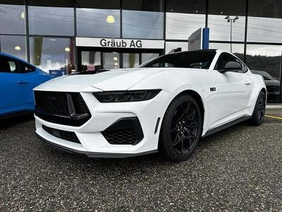 Neu Ford Mustang GT Fastback 446 PS (328 kW) 2026 Weiss Kleinwagen