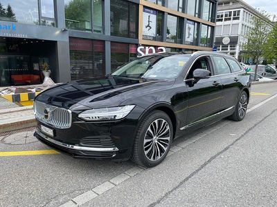 Neu Volvo V90 Core 349 PS (256 kW) 2025 Kombi