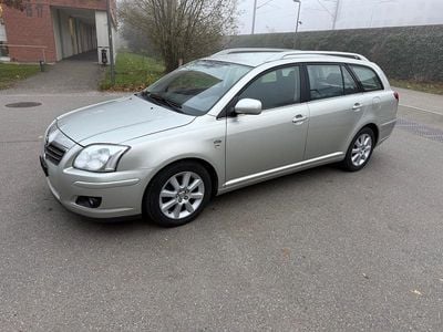 Gebraucht 2004 Toyota Avensis Sol Kombi | CHF 1’399 (Fairer Preis)