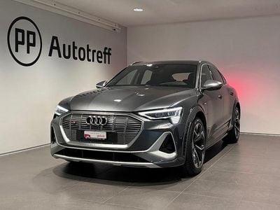 Grau Gebraucht 2021 Audi e-tron Ambiente SUV | CHF 34’900 (Superpreis)
