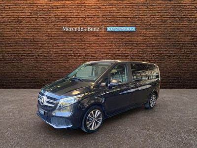 Grau Gebraucht 2020 Mercedes V300 Avantgarde Van / Kleinbus | CHF 49’800 (Guter Preis)