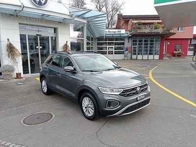 Grau Gebraucht 2024 VW T-Roc Life SUV | CHF 26’800 (Guter Preis)