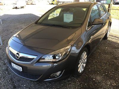 Grau, metallic Gebraucht 2010 Opel Astra Cosmo Limousine | CHF 7’699 (Teuer)