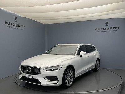 Gebraucht Volvo V60 Inscription 190 PS (139 kW) 2019 Kombi