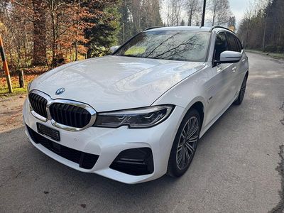 Gebraucht 2022 BMW 320e M Sport Kombi | CHF 26’900 (Fairer Preis)