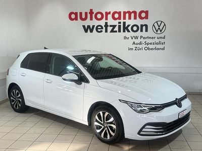 Weiss Gebraucht 2022 VW Golf VIII Style Limousine | CHF 24’800 (Guter Preis)