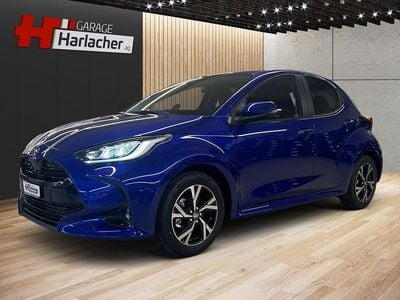 Blau Neu 2025 Toyota Yaris Hybrid Trend Limousine | CHF 27’840 (Fairer Preis)