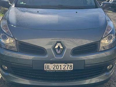 Gebraucht 2006 Renault Clio II Dynamique | CHF 2’500 (Fairer Preis)