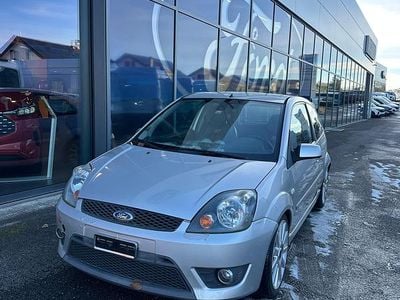 Silber Gebraucht 2007 Ford Fiesta ST Limousine | CHF 1’900 (Superpreis)
