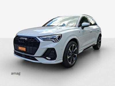 Gletscherweiss metallic Gebraucht 2024 Audi Q3 Attraction SUV | CHF 43’660 (Etwas zu teuer)