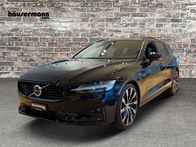 Gebraucht Volvo V60 Ultimate 211 PS (155 kW) 2024 Schwarz Kombi