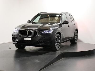 Grau Gebraucht 2021 BMW X5 Comfort Edition SUV | CHF 57’900 (Etwas zu teuer)