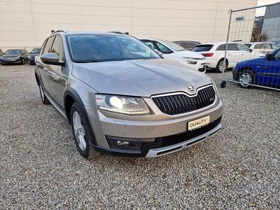 Gebraucht 2014 Skoda Octavia Scout 4x4 Kombi | CHF 13’900 (Etwas zu teuer)