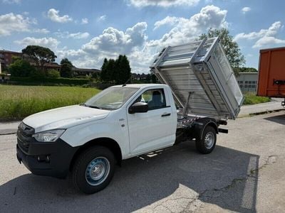 Neu 2025 Isuzu D-Max Abholung | CHF 53’500 (Etwas zu teuer)