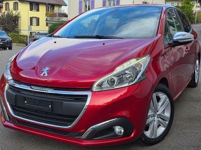 Gebraucht 2019 Peugeot 208 Signature Sky Kleinwagen | CHF 7’600 (Guter Preis)