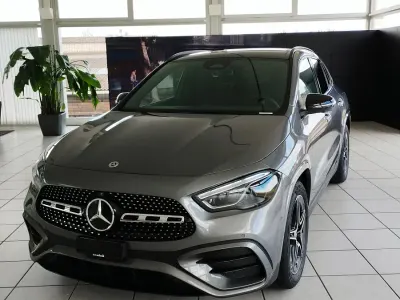 Neu (2026) Mercedes GLA200 Night 163 PS | Teuer