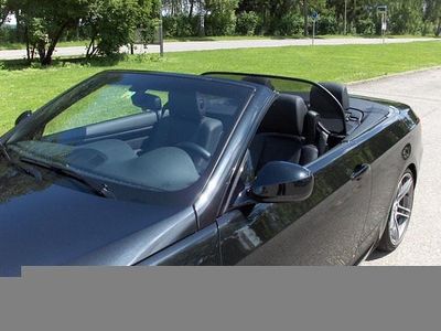 Gebraucht BMW 320 184 PS (135 kW) 2011 Cabrio