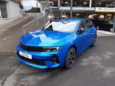 Blau Gebraucht 2024 Opel Astra Limousine | CHF 29’700 (Etwas zu teuer)