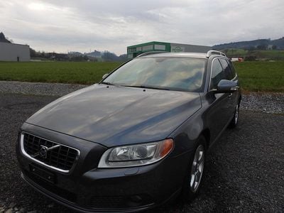 Gebraucht Volvo V70 Momentum 285 PS (209 kW) 2007 Kombi