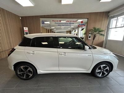 Weiss Neu 2026 Suzuki Swift Limousine | CHF 24’930