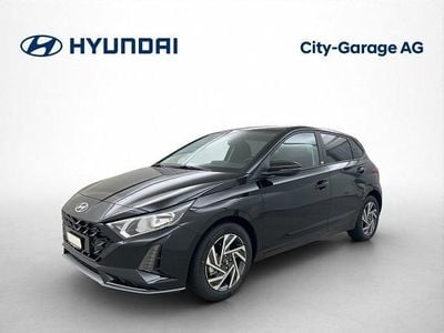 Neu Hyundai i20 101 PS (74 kW) 2025 Schwarz Limousine