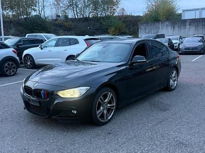 Schwarz Gebraucht 2013 BMW 320 Shadowline Limousine | CHF 12’000 (Etwas zu teuer)