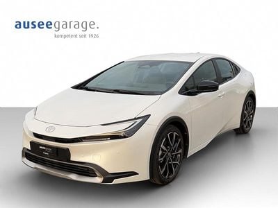 Weiss Gebraucht 2024 Toyota Prius Trend Limousine | CHF 33’550