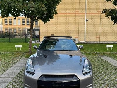 Nissan GT-R