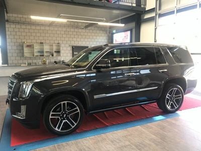 Gebraucht 2016 Cadillac Escalade SUV | CHF 55’850 (Etwas zu teuer)