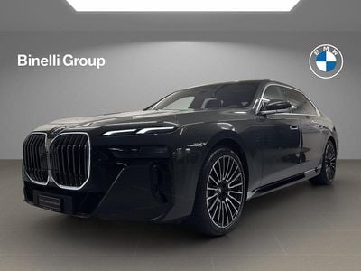 Grau Neu 2025 BMW 740 M Sport Limousine | CHF 151’600