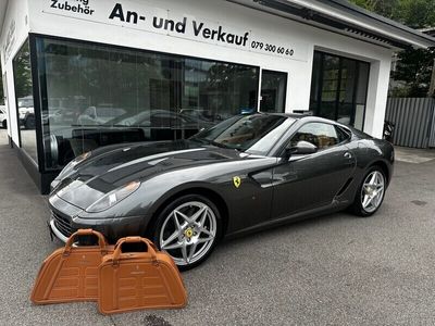 Ferrari 599