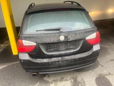Gebraucht 2007 BMW 320 Kombi | CHF 700