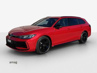 Chili red metallic Gebraucht 2025 VW Passat R-line Kombi | CHF 67’900