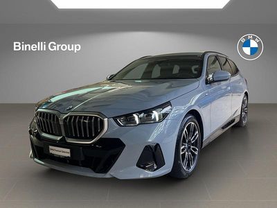 Gebraucht BMW 520 M Sport 208 PS (152 kW) 2024 Grau Kombi