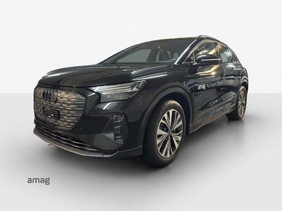 Mythosschwarz metallic Gebraucht 2025 Audi Q4 e-tron Advanced SUV | CHF 42’900 (Guter Preis)