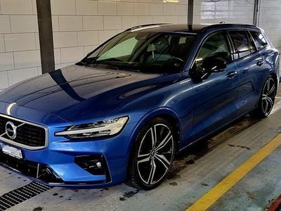 Gebraucht Volvo V60 R-Design 190 PS (139 kW) 2019 Kombi