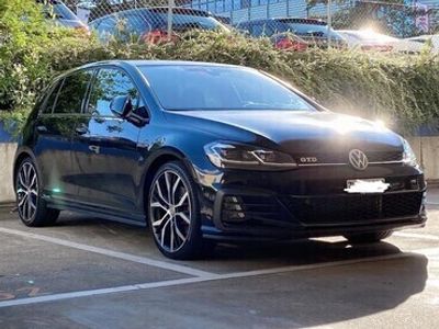 VW Golf