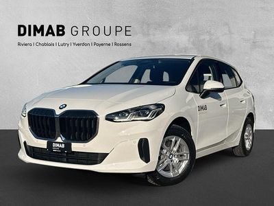 Weiss Gebraucht 2025 BMW 218 Active Tourer Luxury Line Van / Kleinbus | CHF 35’900 (Fairer Preis)