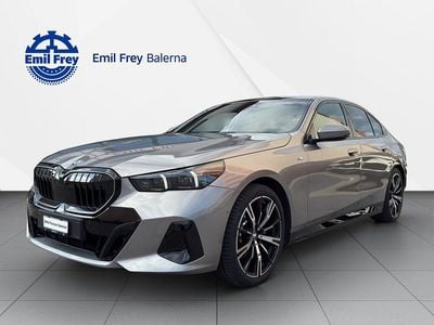 Grau Gebraucht 2023 BMW 520 Comfort Edition Limousine | CHF 51’900 (Fairer Preis)
