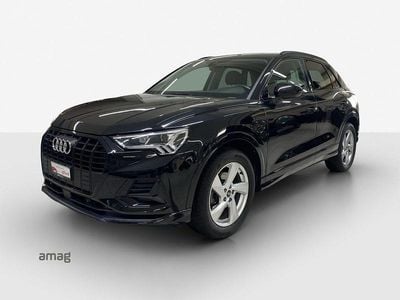 Noir mythe métallisé Gebraucht 2021 Audi Q3 Ambiente SUV | CHF 31’990 (Etwas zu teuer)