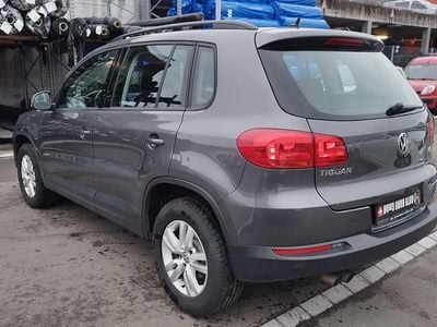 Gebraucht 2015 VW Tiguan Track & Field SUV | CHF 17’700 (Etwas zu teuer)
