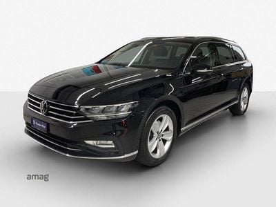 Gebraucht VW Passat Elegance 200 PS (147 kW) 2023 Deepblack perleffekt Kombi