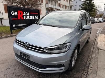 Gebraucht VW Touran Highline 150 PS (110 kW) 2026 Silber Van / Kleinbus