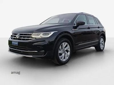 Deepblack perleffekt Gebraucht 2023 VW Tiguan Elegance SUV | CHF 41’890 (Etwas zu teuer)