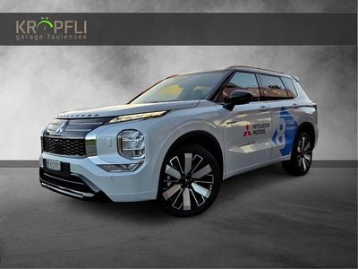 Neu Mitsubishi Outlander P-HEV Instyle 306 PS (225 kW) 2025