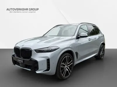 Neu (2026) BMW X5 M Sport 286 PS