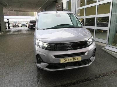 Grau Gebraucht 2024 Opel Combo S Van / Kleinbus | CHF 39’900 (Etwas zu teuer)