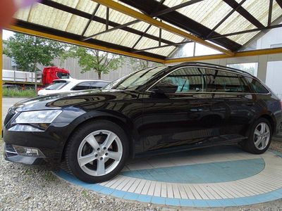 Gebraucht Skoda Superb Ambition 190 PS (139 kW) 2019 Kombi
