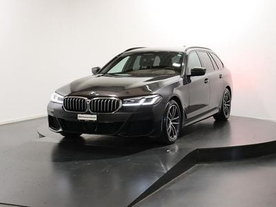 Grau Gebraucht 2024 BMW 520 Comfort Edition Kombi | CHF 39’990 (Superpreis)