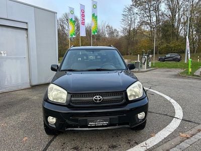 Gebraucht 2004 Toyota RAV4 Sol | CHF 3’700 (Etwas zu teuer)